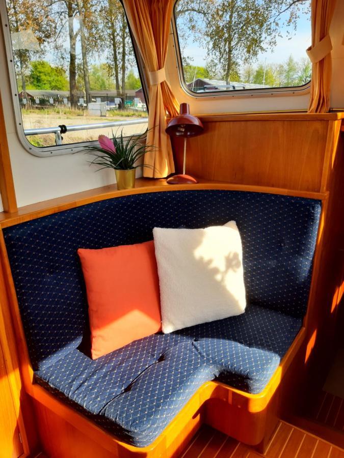 ホテル Motor Yacht Amazone アムステルダム エクステリア 写真