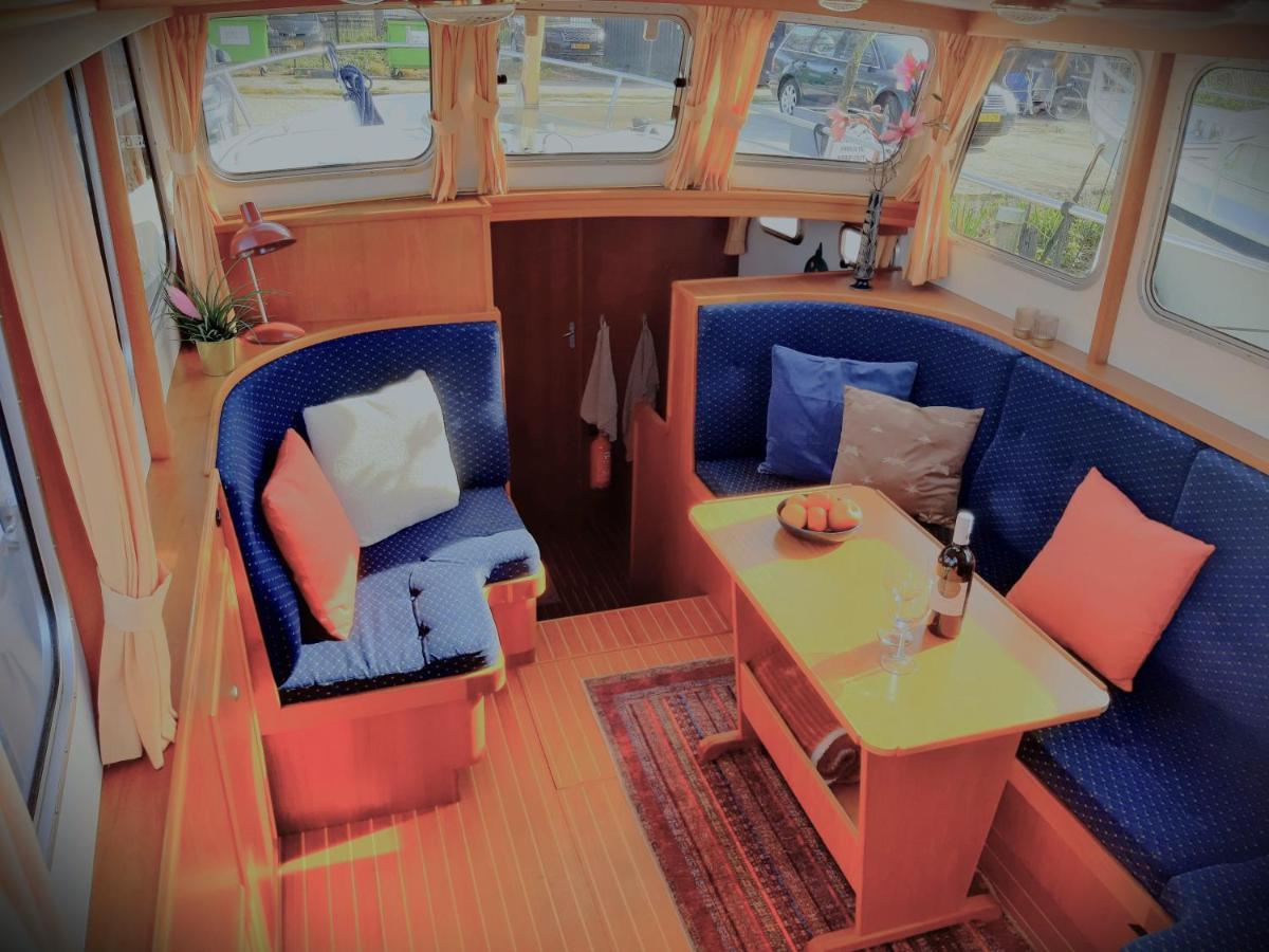 ホテル Motor Yacht Amazone アムステルダム エクステリア 写真